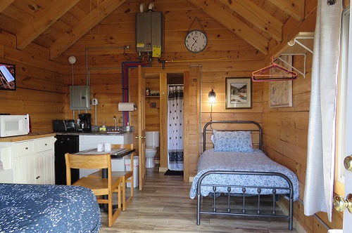 Maine log cabin rental