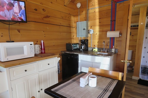 Maine log cabin rental