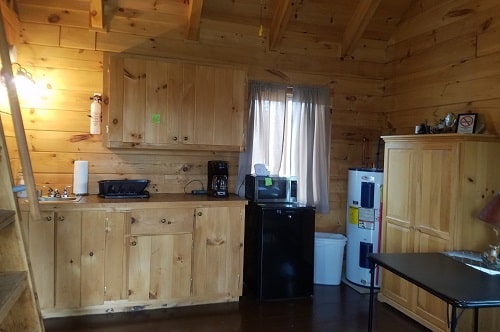 Maine log cabin rental