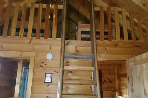 Maine log cabin rental