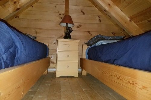 Maine log cabin rental
